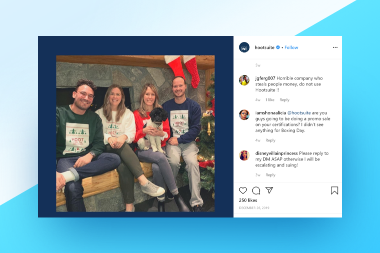 Hootsuite Team wishing their followers